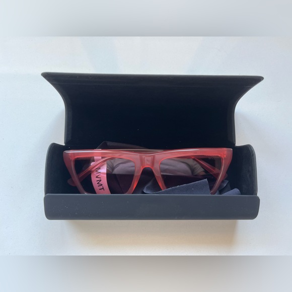 MVMT Pink Sunglasses - Picture 7 of 7